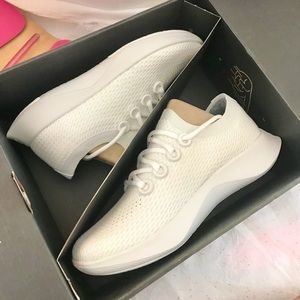 Original Allbirds Tree Dashers Size 9.5 New in Box